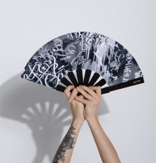 1702657464c42aef7fa4cd3373d131abbb084b250a.jpg Abanico Fluir Silver XL