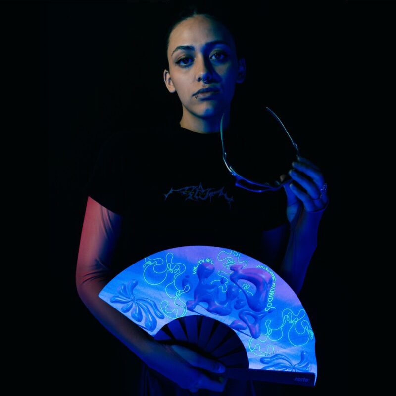 1747005703a3b180fd3de2e391433fe08d8c8991f2.jpg Abanico Sky Drift Rose Standard