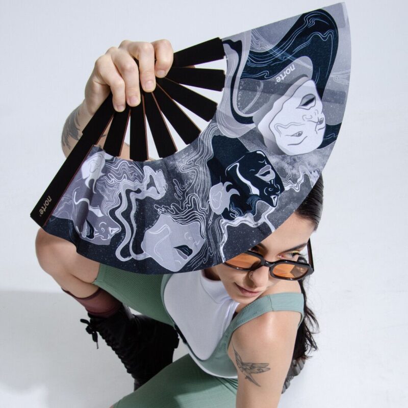 1711061618af1a2cebc5ce795dfd38658fe71a3e6e.jpg Abanico Máscara Silver Standard