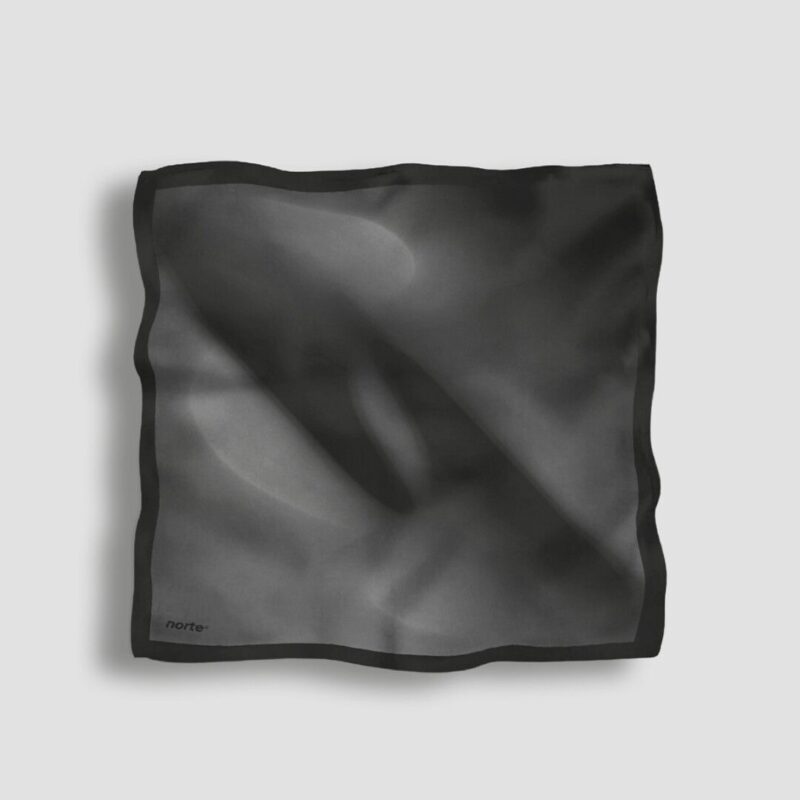 177307153614a9f934e894384f582fd0bc1083135b-5 Pañuelo Aura Black Small